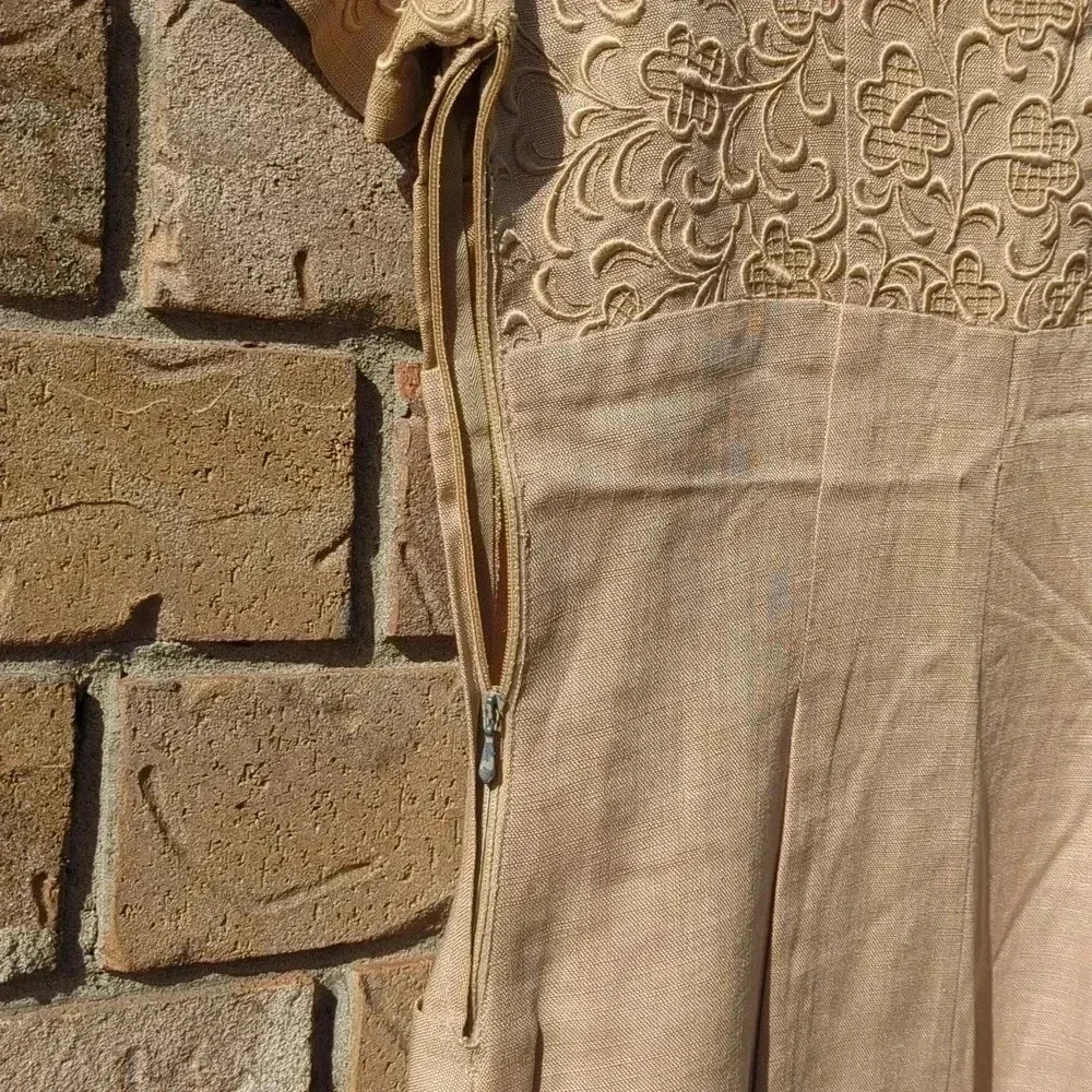 1950's Linen Dress - Picture 4 of 12
